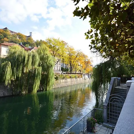 Stari Trg With Atrium ليوبليانا